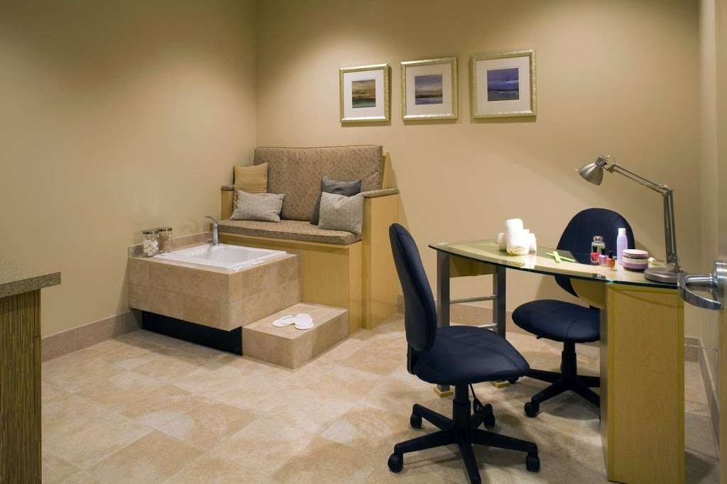 Genesis Ridgeview Spa | 17800 W 106th St, Olathe, KS 66061, USA | Phone: (913) 888-0656