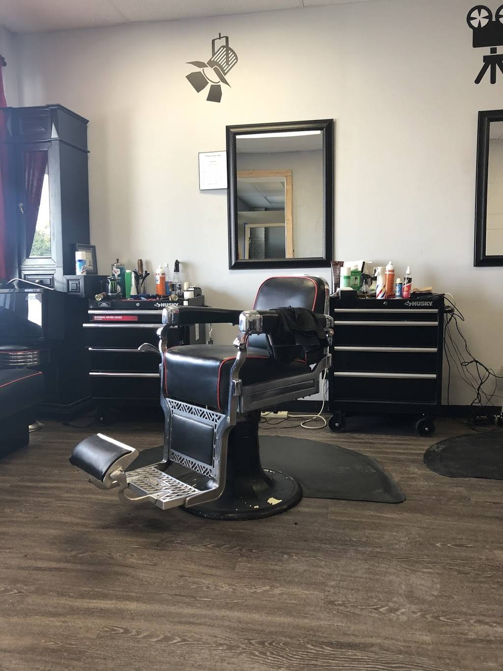 Anthony the barber | 5133 Ella Blvd suit a, Houston, TX 77018, USA | Phone: (832) 338-5601
