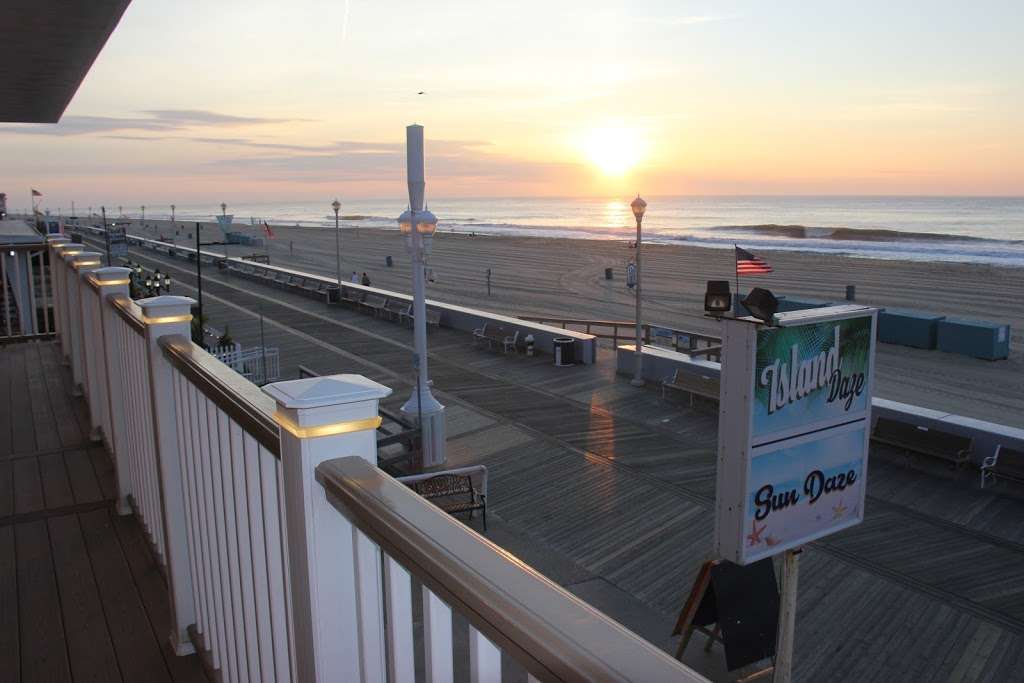 Safari Hotel Boardwalk | 1219 N Atlantic Ave, Ocean City, MD 21842, USA | Phone: (410) 289-6411