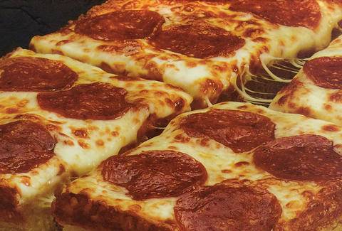 Little Caesars Pizza | 2925 K St, Omaha, NE 68107, USA | Phone: (402) 829-0444