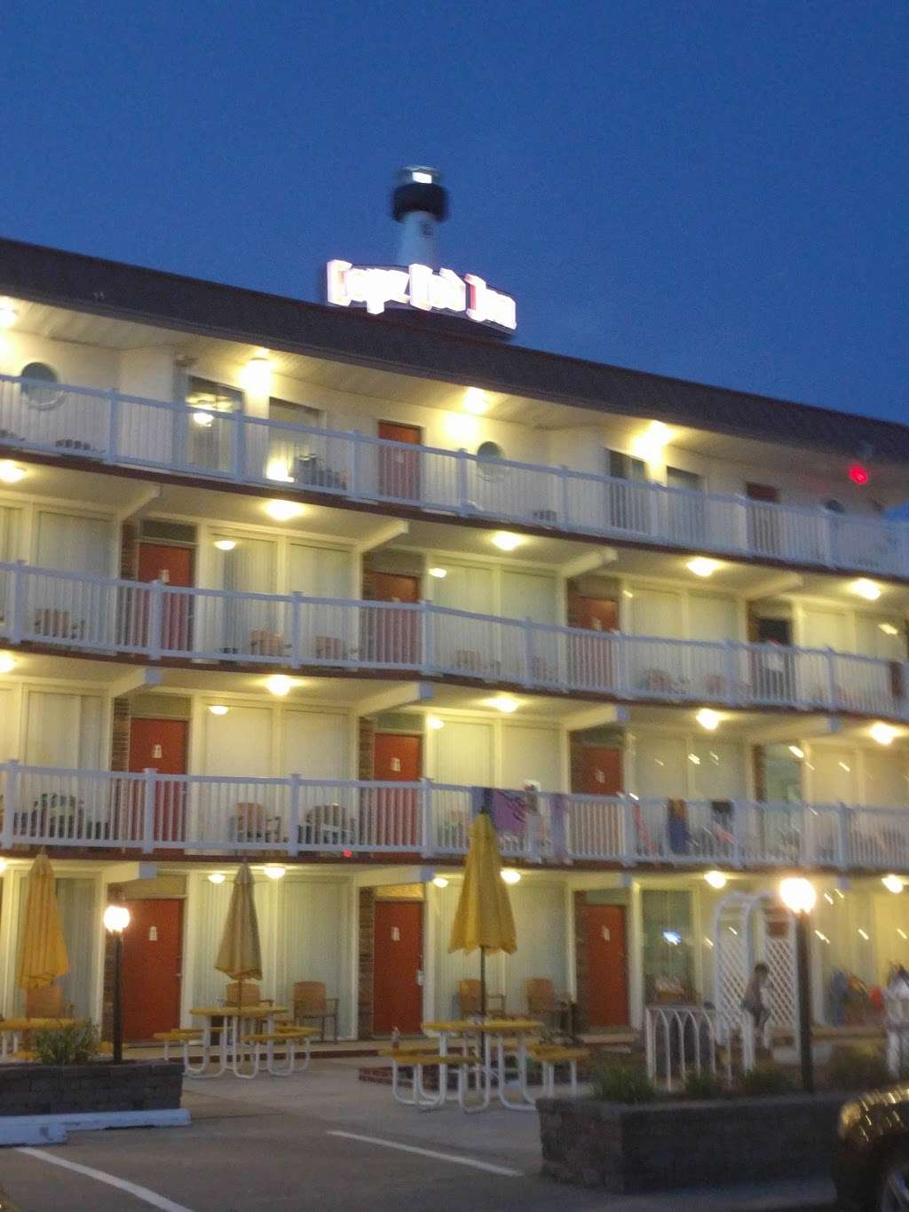 Cape Cod Inn Motel | 6109 Atlantic Ave, Wildwood Crest, NJ 08260, USA | Phone: (609) 522-1177