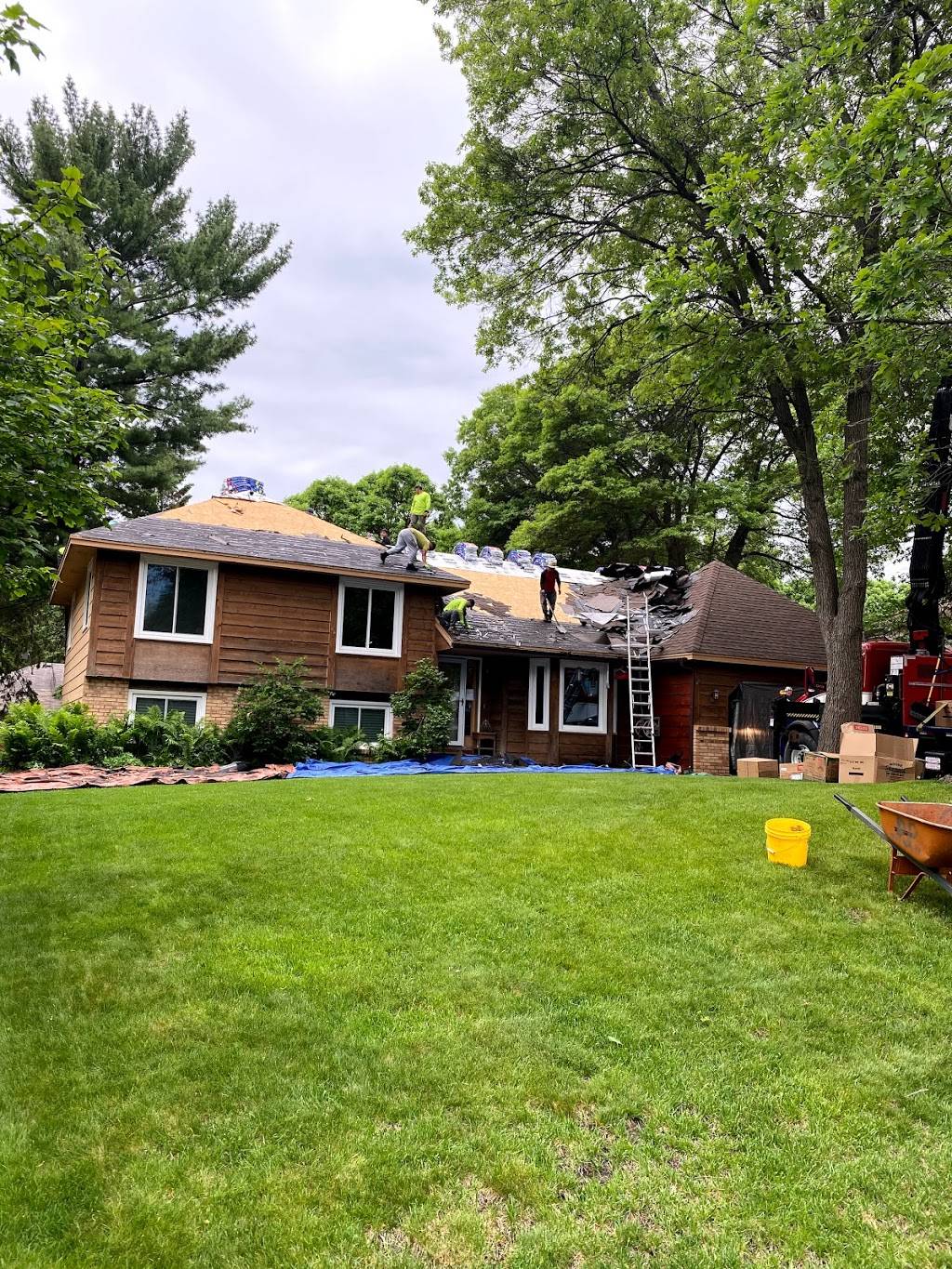 CM ROOFING LLC | 4319 McLeod St NE, Columbia Heights, MN 55421, USA | Phone: (612) 381-4169