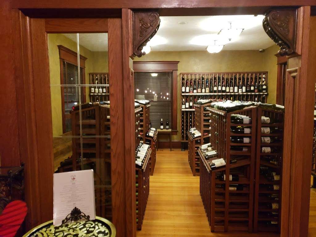 Vino Villa | 200 N Madison Ave, Greenwood, IN 46142 | Phone: (317) 882-9463