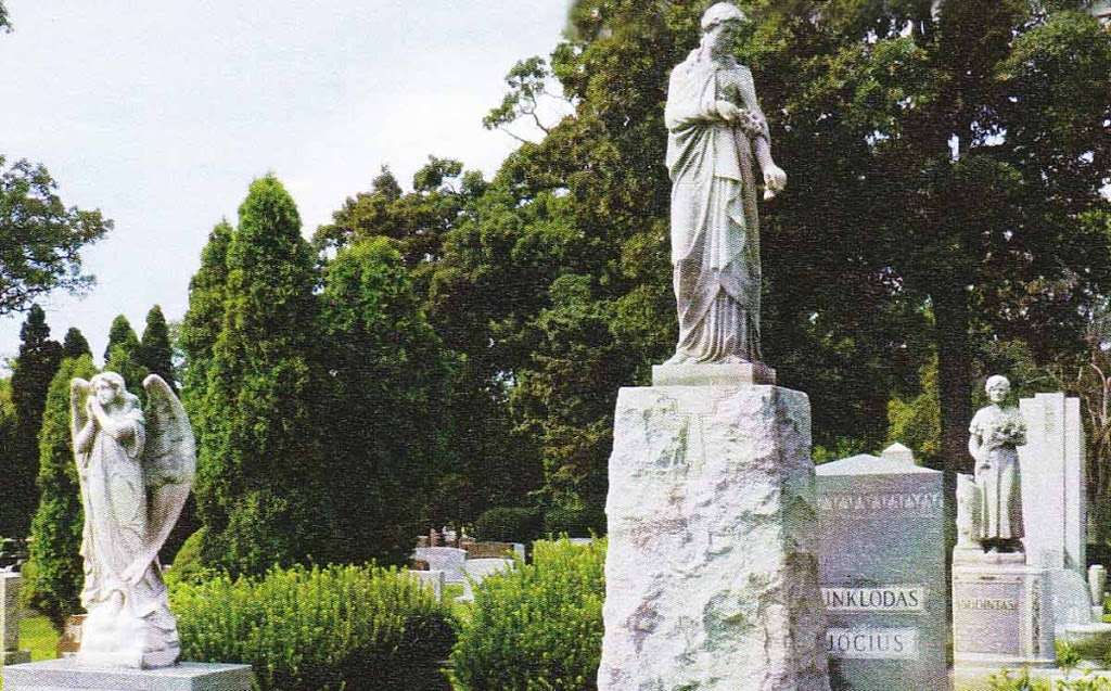 Lithuanian National Cemetery | 8201 S Kean Ave, Justice, IL 60458 | Phone: (708) 458-0638