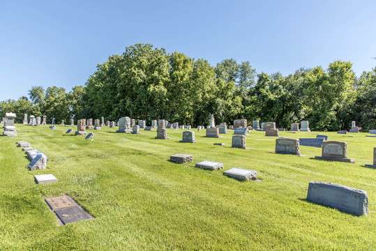 Barry Cemetery | 1327 NW Barry Rd, Kansas City, MO 64155 | Phone: (816) 452-8419