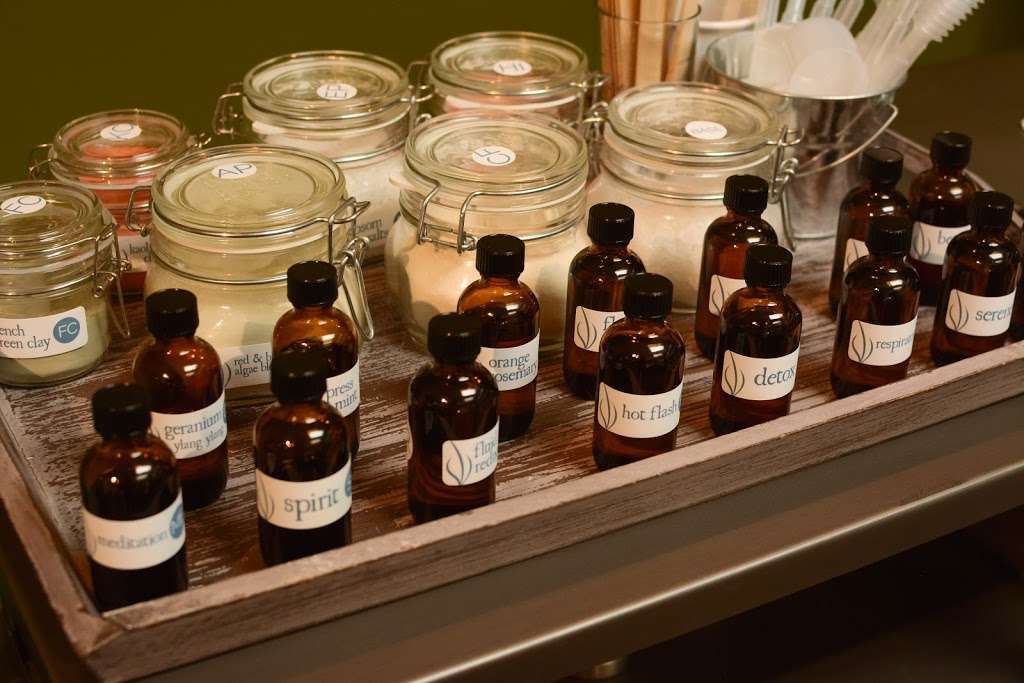 Source Vitál Apothecary + Beauty Market | 1291 N Post Oak Rd Suite 125, Houston, TX 77055, USA | Phone: (800) 880-6457