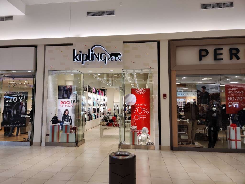 Kipling | 5220 Fashion Outlets Way #2255, Rosemont, IL 60018, USA | Phone: (847) 678-8325