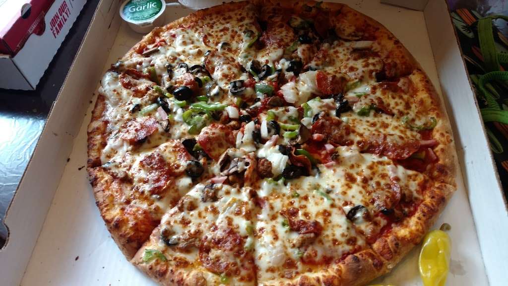 Papa Johns Pizza | 2105 Buckingham Rd Ste 2105, Richardson, TX 75081, USA | Phone: (214) 575-7272