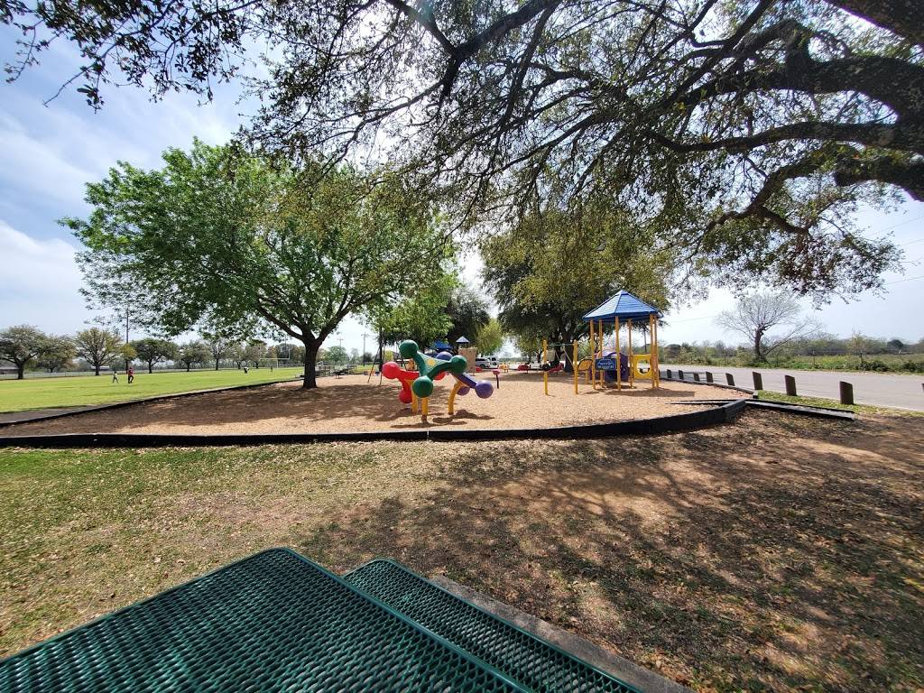 Niemietz Park | 618, FM78, Cibolo, TX 78108 | Phone: (210) 658-9900