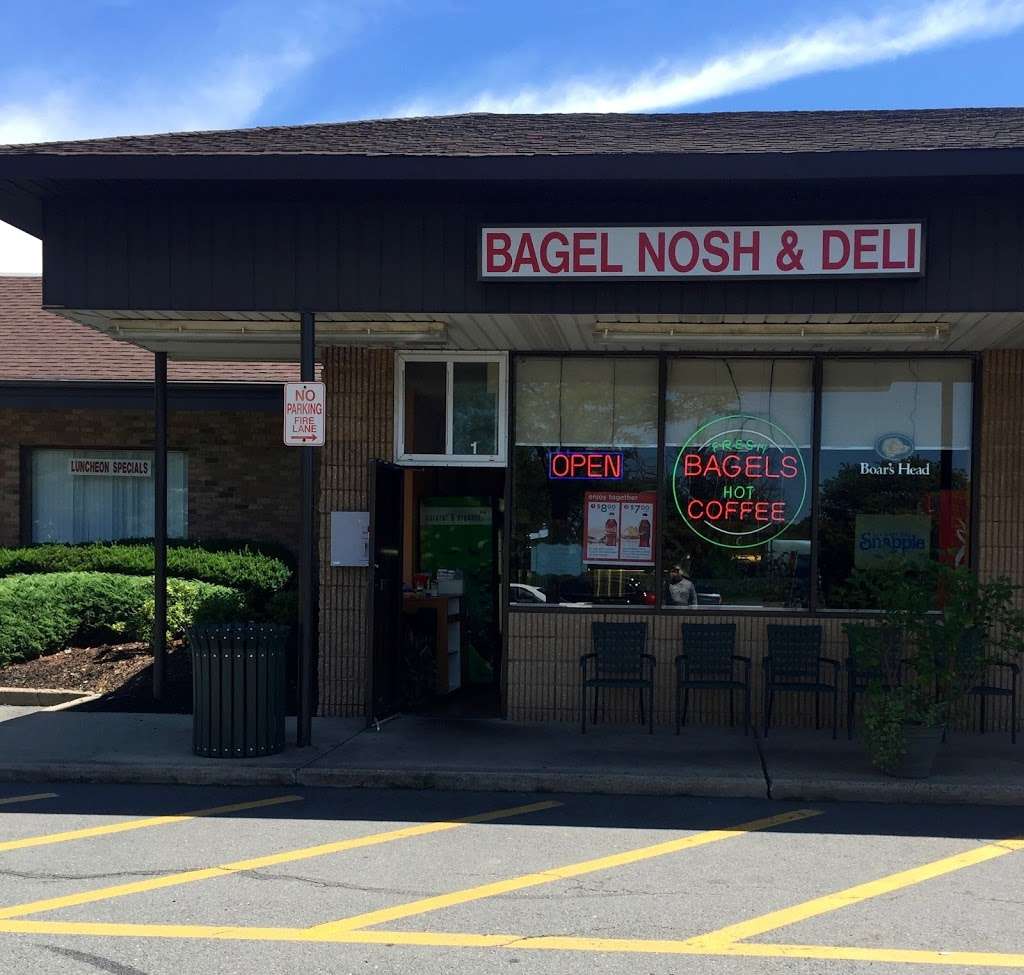 Bagel Nosh | 2025 Old Trenton Rd, West Windsor Township, NJ 08550, USA | Phone: (609) 448-9300