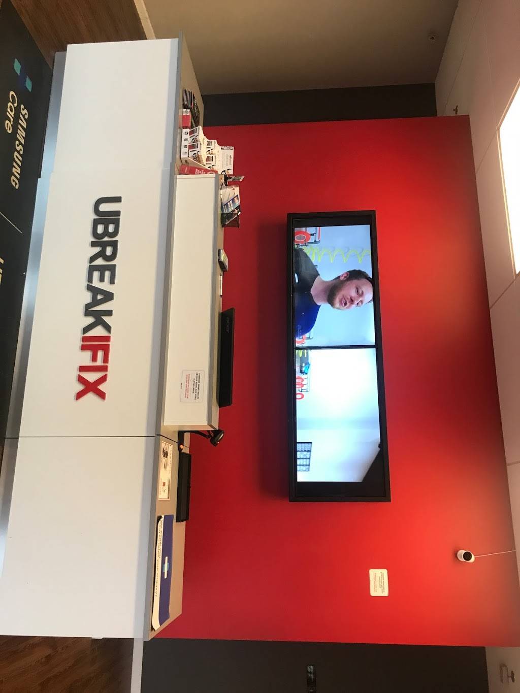 uBreakiFix in Raleigh | 1028 Oberlin Rd Suite 246, Raleigh, NC 27608, USA | Phone: (919) 948-4441