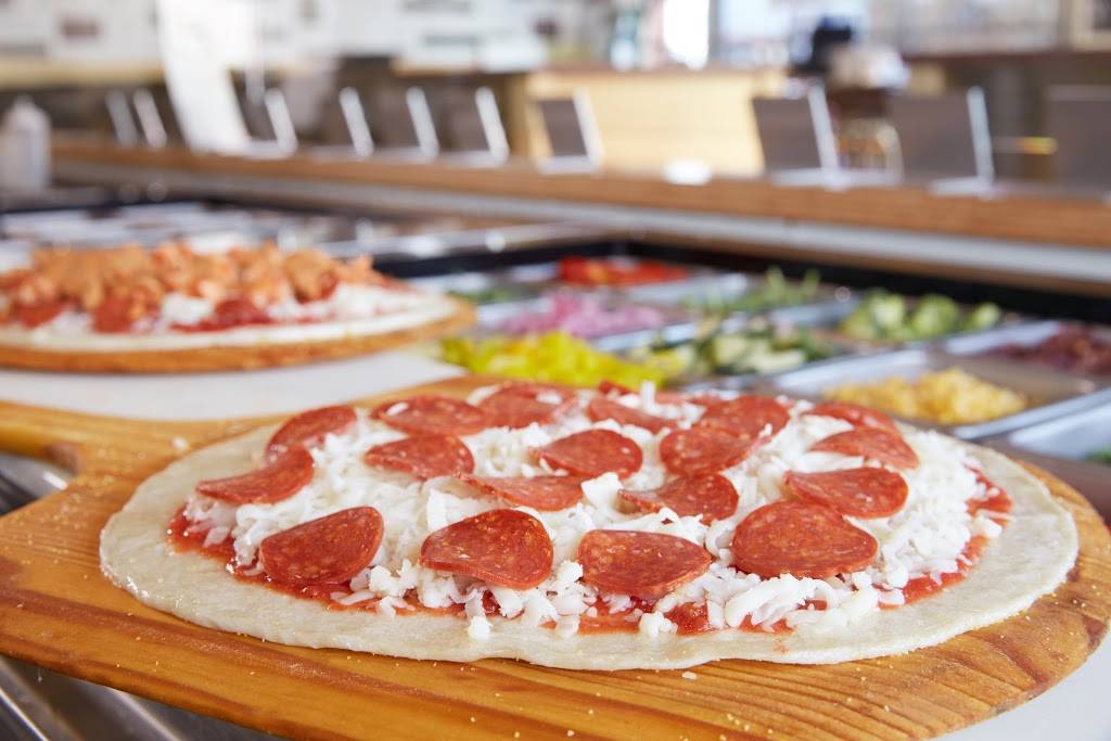 Pieology Pizzeria El Paseo, Fresno, CA | 6709 N Riverside Dr Suite 103, Fresno, CA 93722, USA | Phone: (559) 277-3379