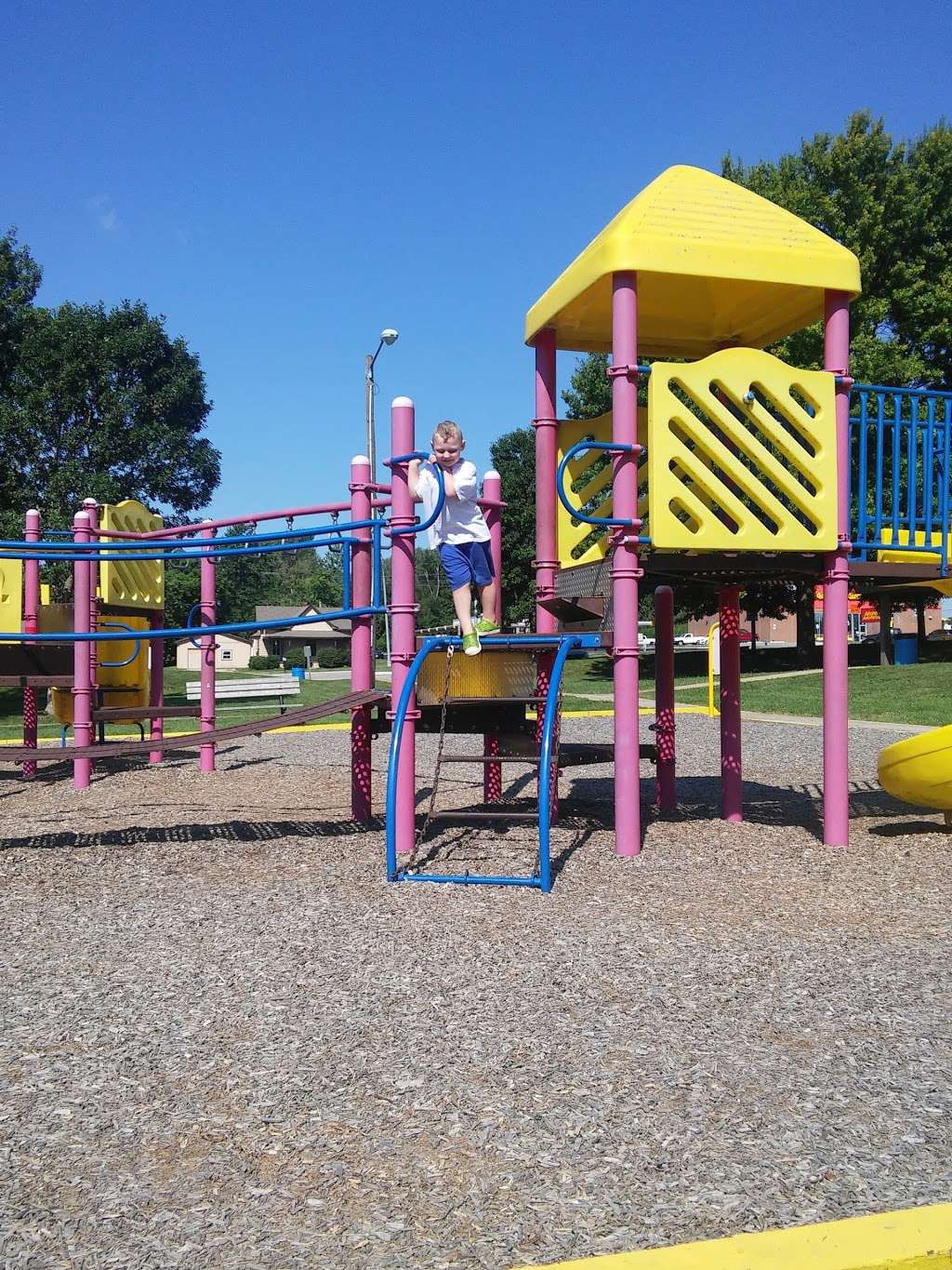 Armstrong Park | 711 N Main St, Grain Valley, MO 64029 | Phone: (816) 847-6230