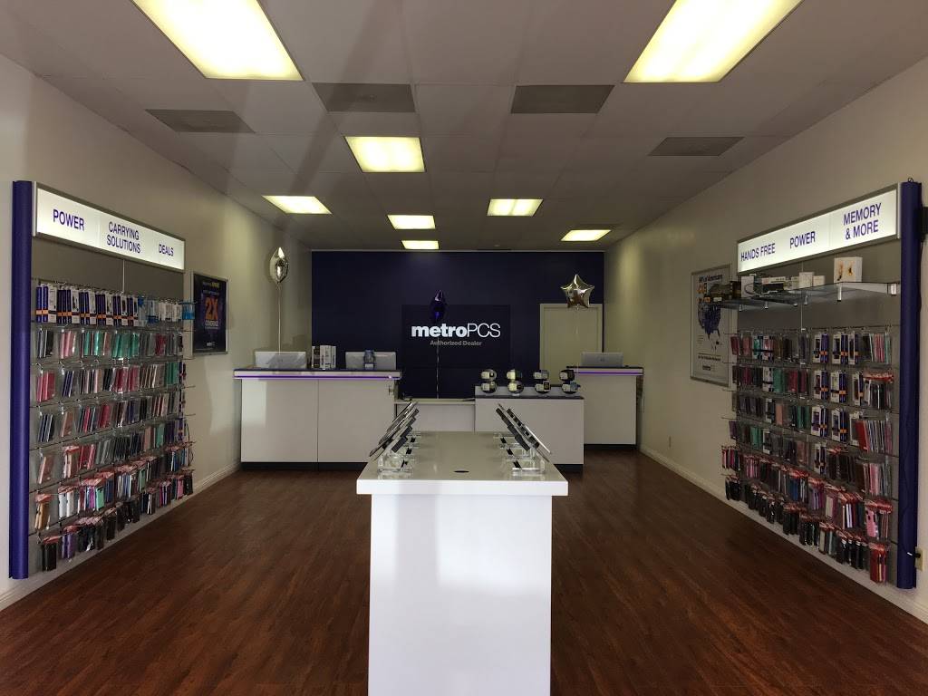 Metro by T-Mobile | 10051 Magnolia Ave Ste B3, Riverside, CA 92503, USA | Phone: (951) 772-0710