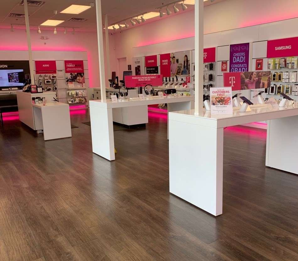 T-Mobile | 139 Market St, Winchester, VA 22603, USA | Phone: (540) 773-8731