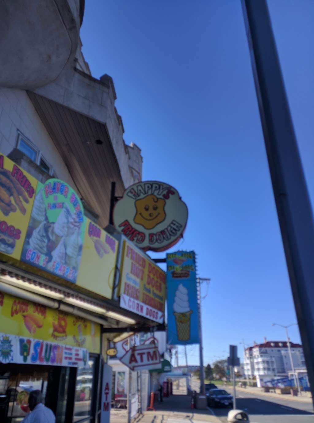 Happys Fried Dough | 14 Broadway, Salisbury, MA 01952, USA