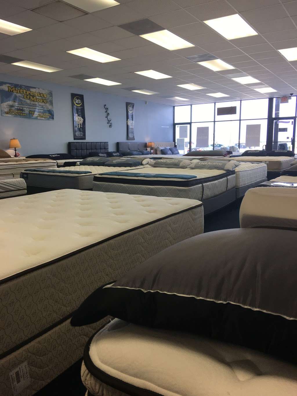 Mattresses and More - Pembroke Pines | 7825 Pines Blvd, Pembroke Pines, FL 33024, USA | Phone: (954) 843-0600