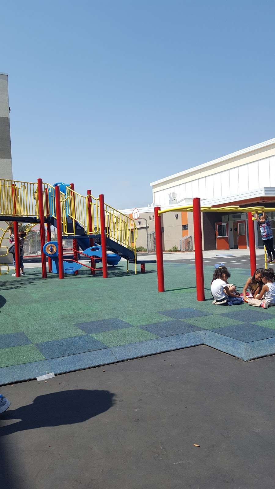 Greenleaf Elementary School | 6328 E 17th St, Oakland, CA 94621, USA | Phone: (510) 636-1400