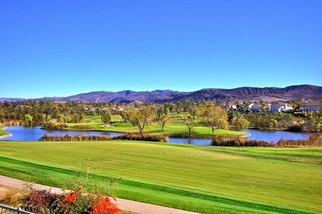 Simi Valley Real Estate | 559 Country Club Dr, Simi Valley, CA 93065, USA | Phone: (805) 520-9000