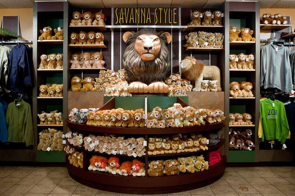 Wild Things gift shop at Lincoln Park Zoo | 2234 N Cannon Dr, Chicago, IL 60614 | Phone: (312) 742-2265