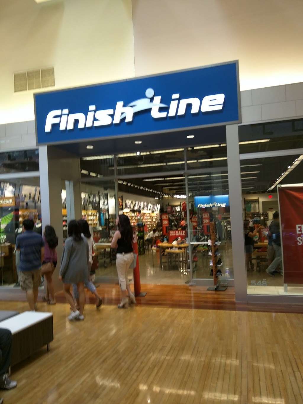 Finish Line | 3000 Grapevine Mills Pkwy, Grapevine, TX 76051, USA | Phone: (972) 906-9455