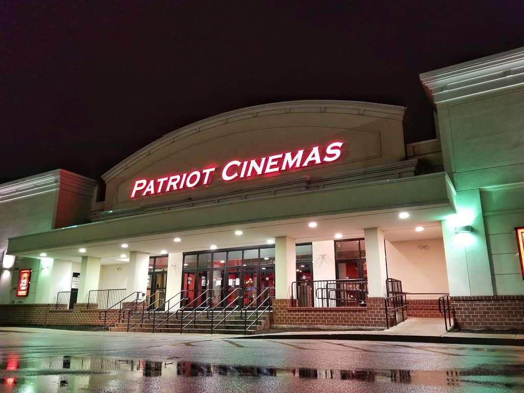 Patriot Cinemas - Hanover Mall | 1775 Washington St, Hanover, MA 02339, USA | Phone: (781) 826-2230