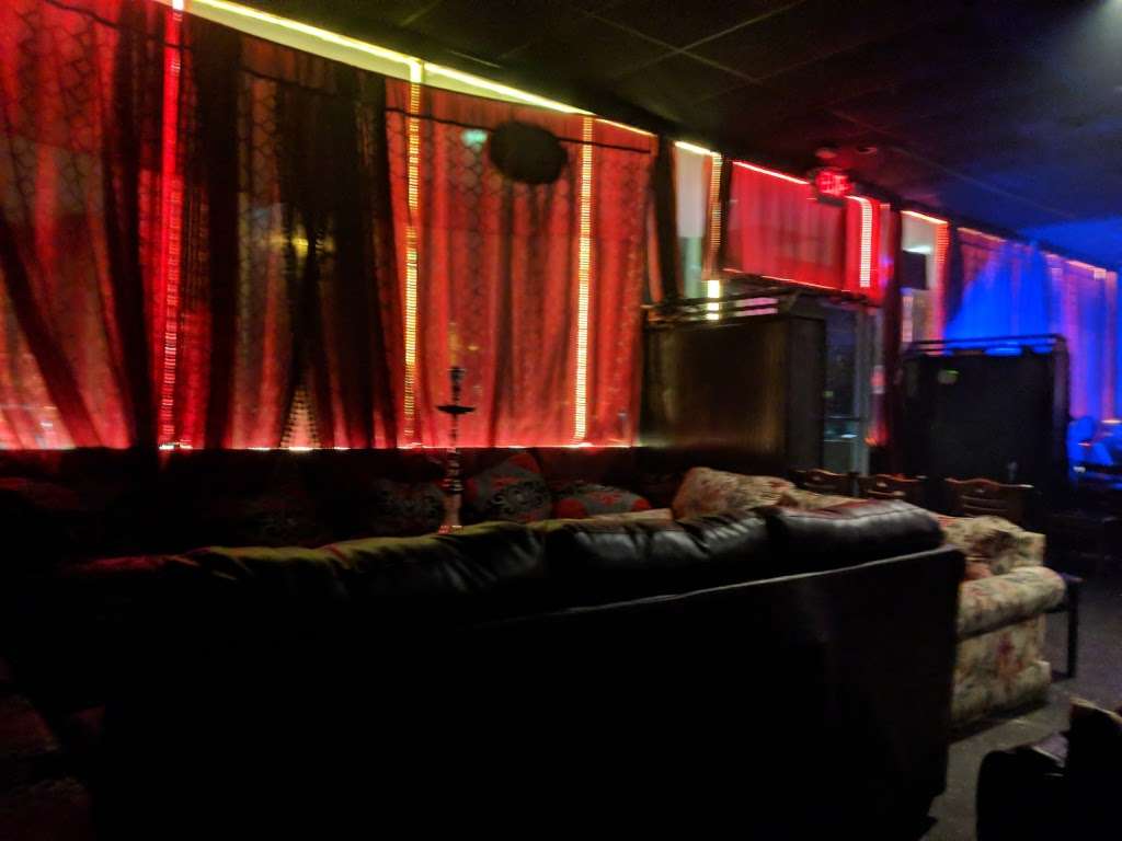 Babylon Hookah | 3061 N Sharon Amity Rd, Charlotte, NC 28205, USA | Phone: (704) 817-8507