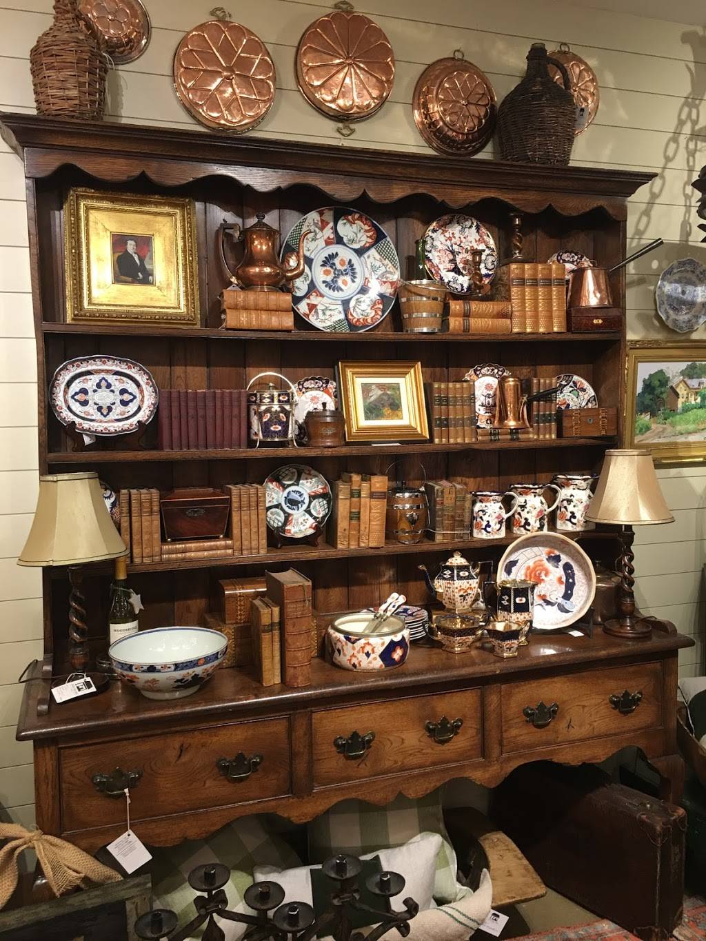 Canterbury Cottage Antiques, Gifts & Interiors | 6610 TN-100, Nashville, TN 37205, USA | Phone: (615) 353-0889