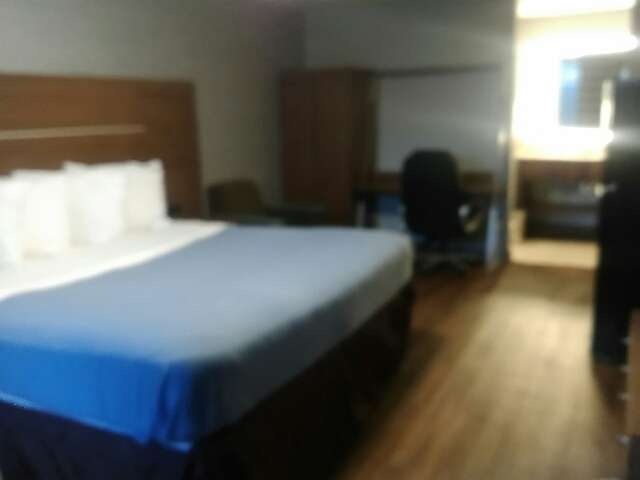 Americas Best Value Inn & Suites | 16410 North Fwy, Houston, TX 77090 | Phone: (281) 821-1506