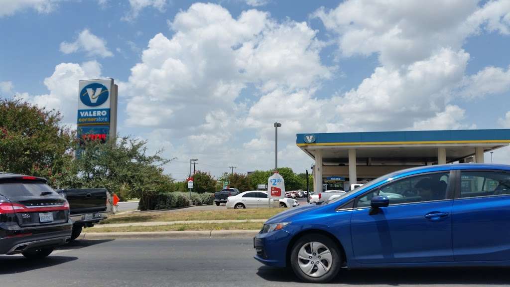 Valero | 6403 Babcock Rd, San Antonio, TX 78249, USA | Phone: (210) 694-0201