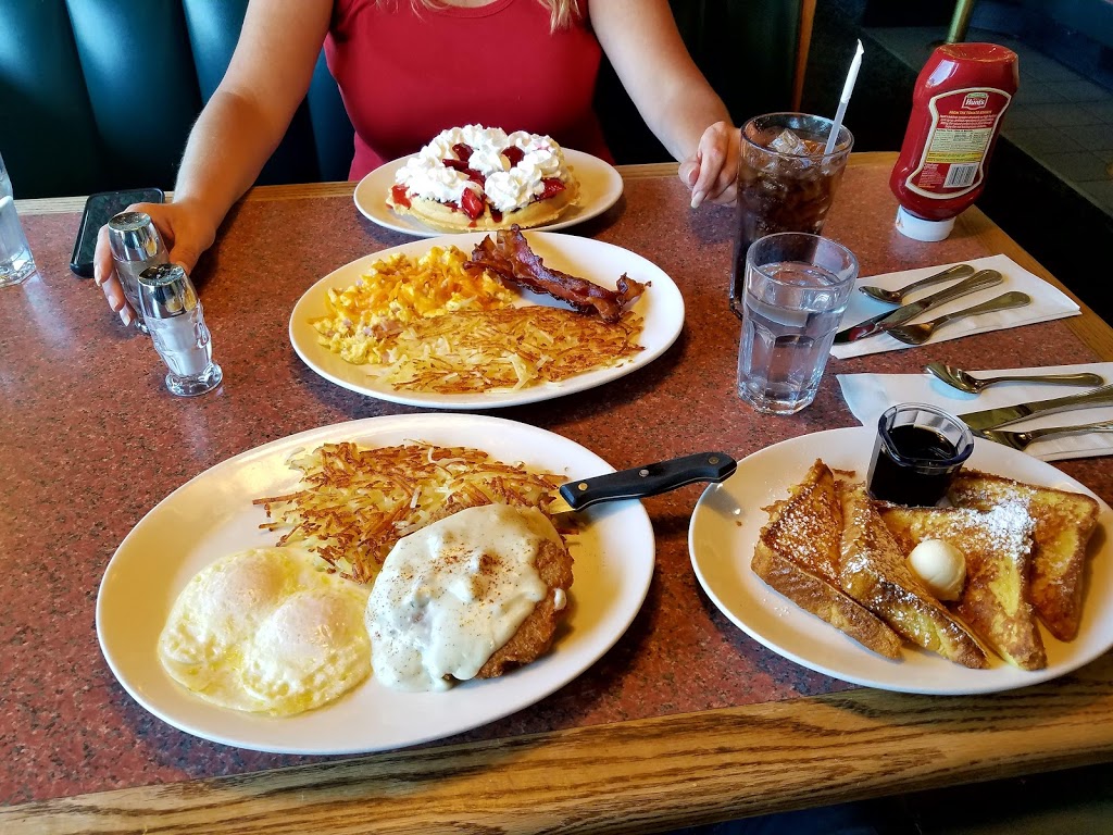 Sharis Cafe and Pies | 7451 SW Garden Home Rd, Portland, OR 97223 | Phone: (503) 293-3143
