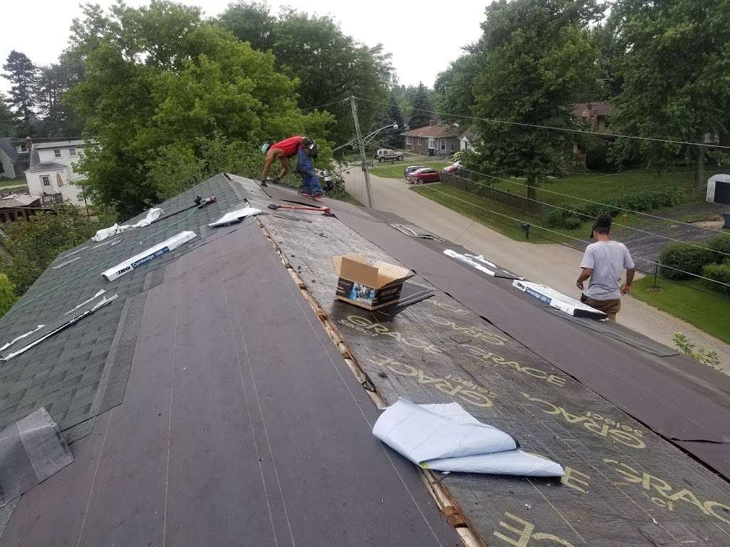 Spring Roofing Company | 7749 Theissetta Dr, Spring, TX 77379, USA | Phone: (832) 905-0920