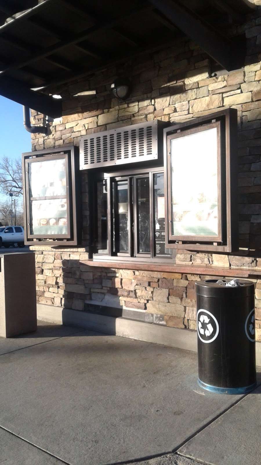 Starbucks | 4298 S Broadway, Englewood, CO 80113 | Phone: (303) 781-0600