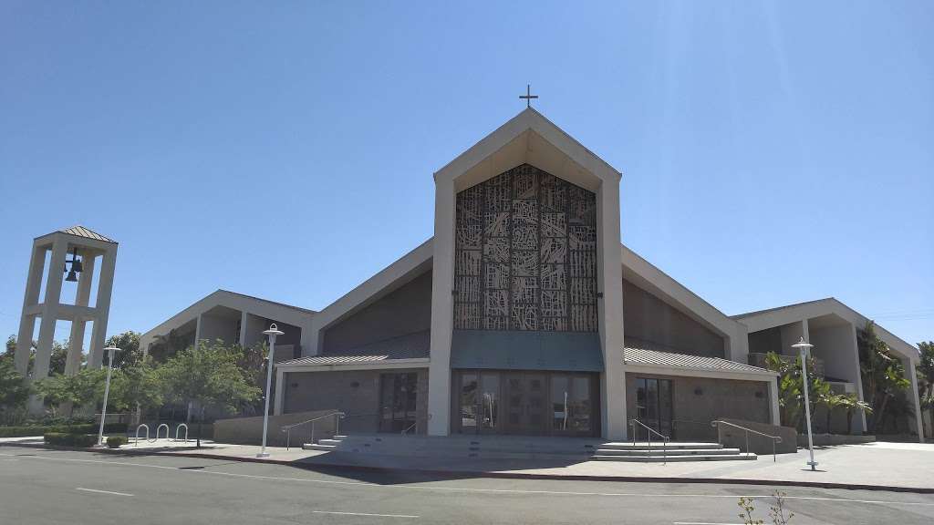 Saints Simon & Jude Catholic Church, 20444 Magnolia St, Huntington Beach, Ca 92646, Usa
