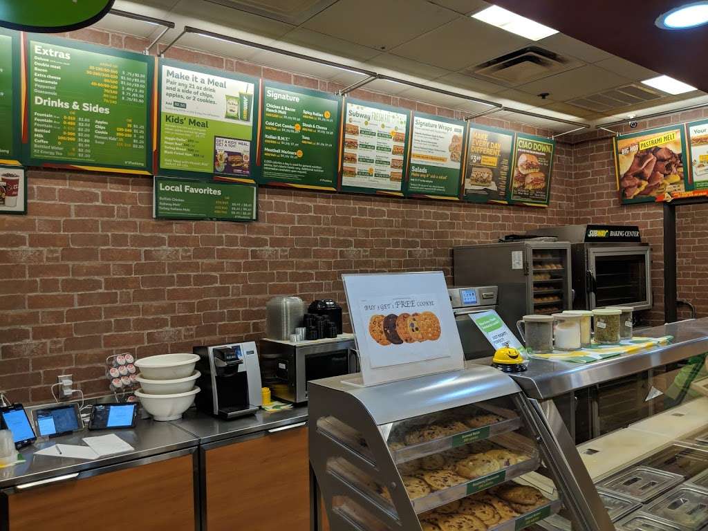 Subway Restaurants | 1989 W. Elliot Rd Suite 11 Elliot Square Shopping Center, Chandler, AZ 85224 | Phone: (480) 963-7844