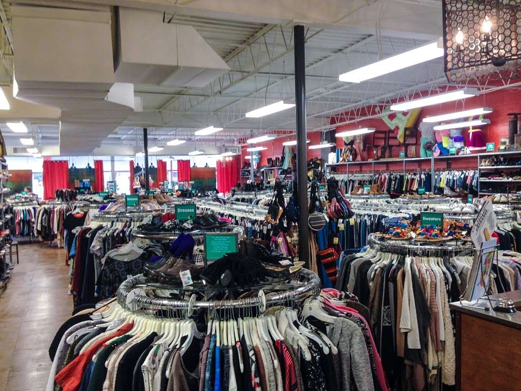 Buffalo Exchange | 2901 S Shepherd Dr, Houston, TX 77098, USA | Phone: (713) 523-8701