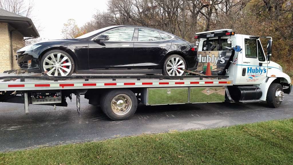 Hublys Towing & Repair, Inc. | 2240 W Station St, Kankakee, IL 60901, USA | Phone: (815) 939-2420