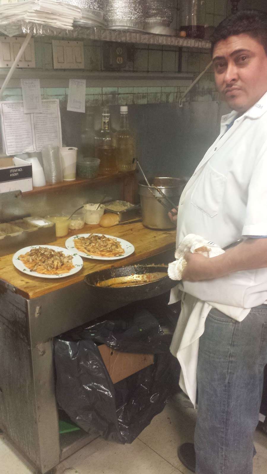Marios Pizza | 2822 Brower Ave, Oceanside, NY 11572, USA | Phone: (516) 218-9825