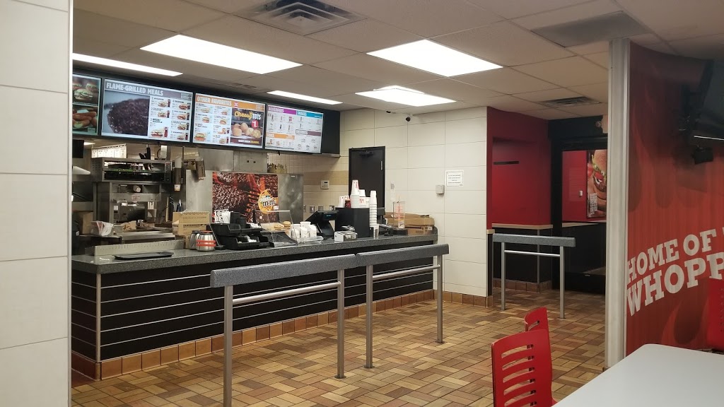 Burger King | 100 Grand Ave E, South St Paul, MN 55075, USA | Phone: (651) 451-2701