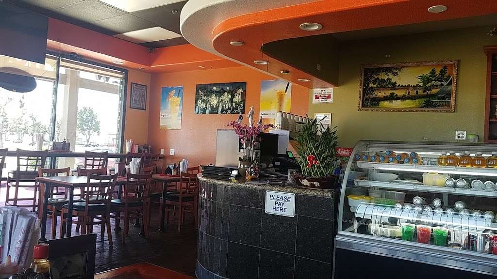 Pho Bellwood | Apple Valley, CA 92308, USA | Phone: (760) 503-7009