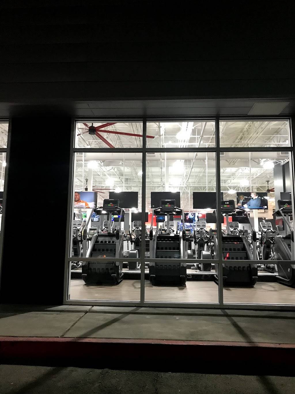 VASA Fitness | 1200 N Alma School Rd, Chandler, AZ 85224, USA | Phone: (602) 603-0814