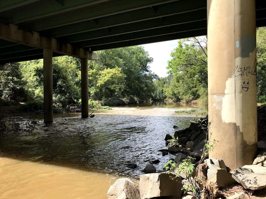 Bull Run-Occoquan Trail Parking | 7126-, 7152 Centreville Rd, Centreville, VA 20121, USA