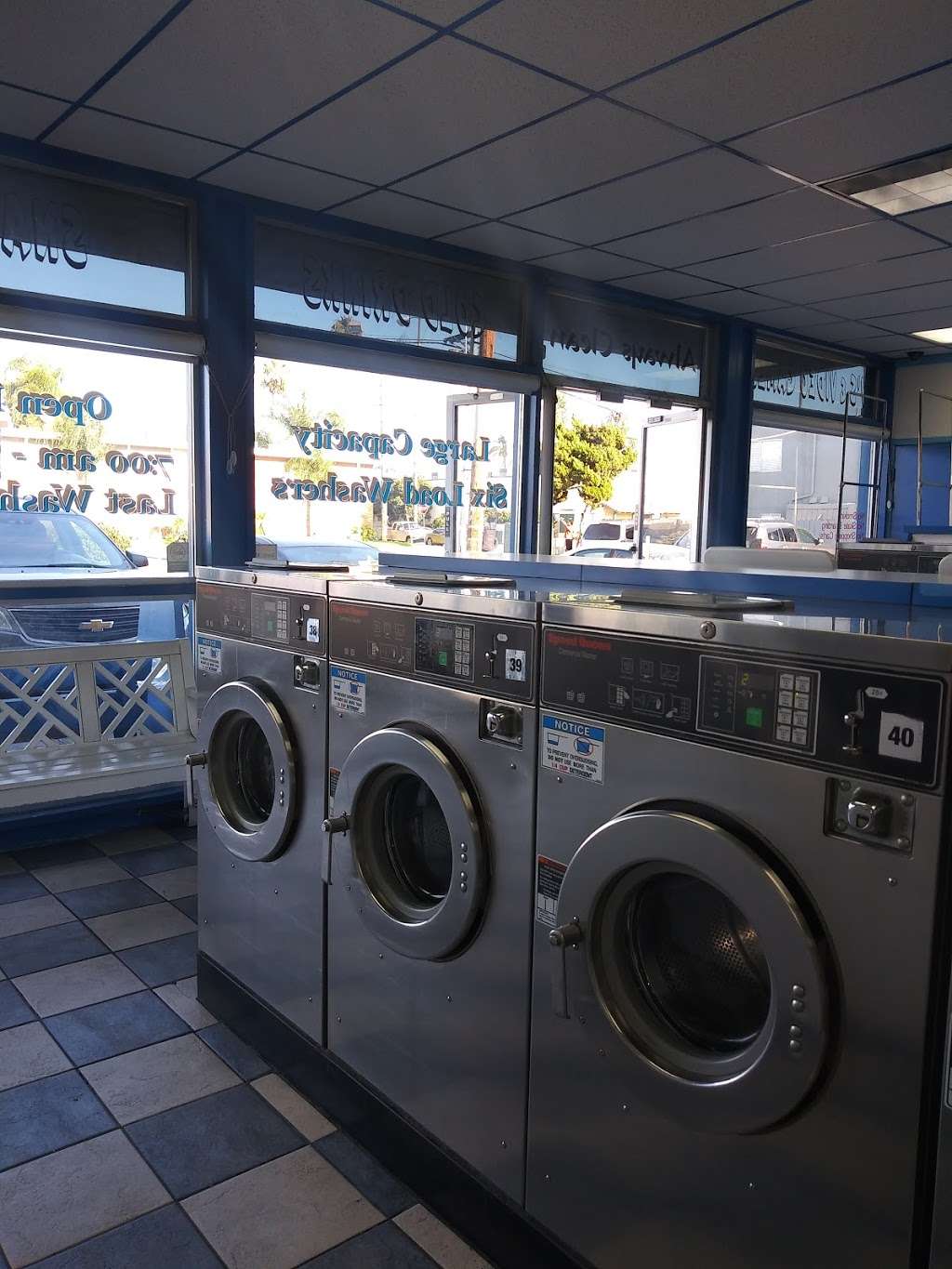 Valley Coin Laundry | 880 N Mollison Ave, El Cajon, CA 92021, USA