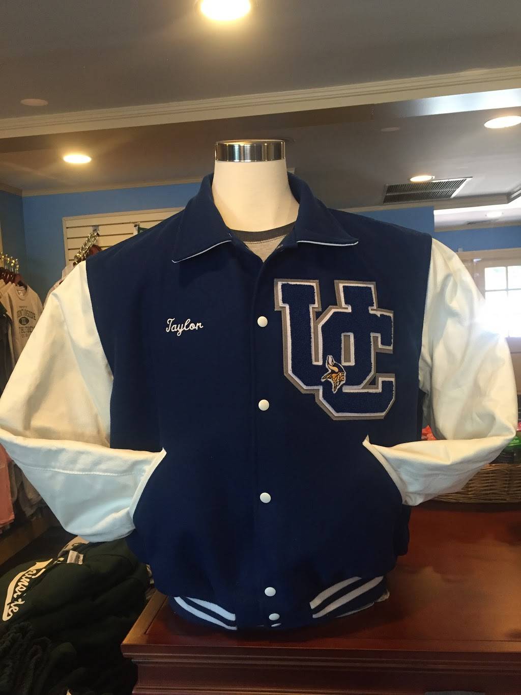 Varsity Central | 3134, 10 Fadem Rd #2, Springfield Township, NJ 07081 | Phone: (908) 497-9900