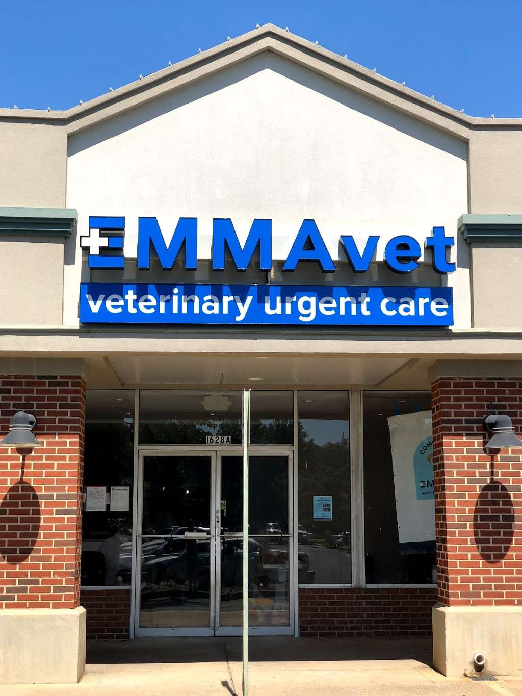 EMMAvet - Veterinary Urgent Care | 1628A Belle View Blvd, Alexandria, VA 22307, USA | Phone: (703) 373-3774