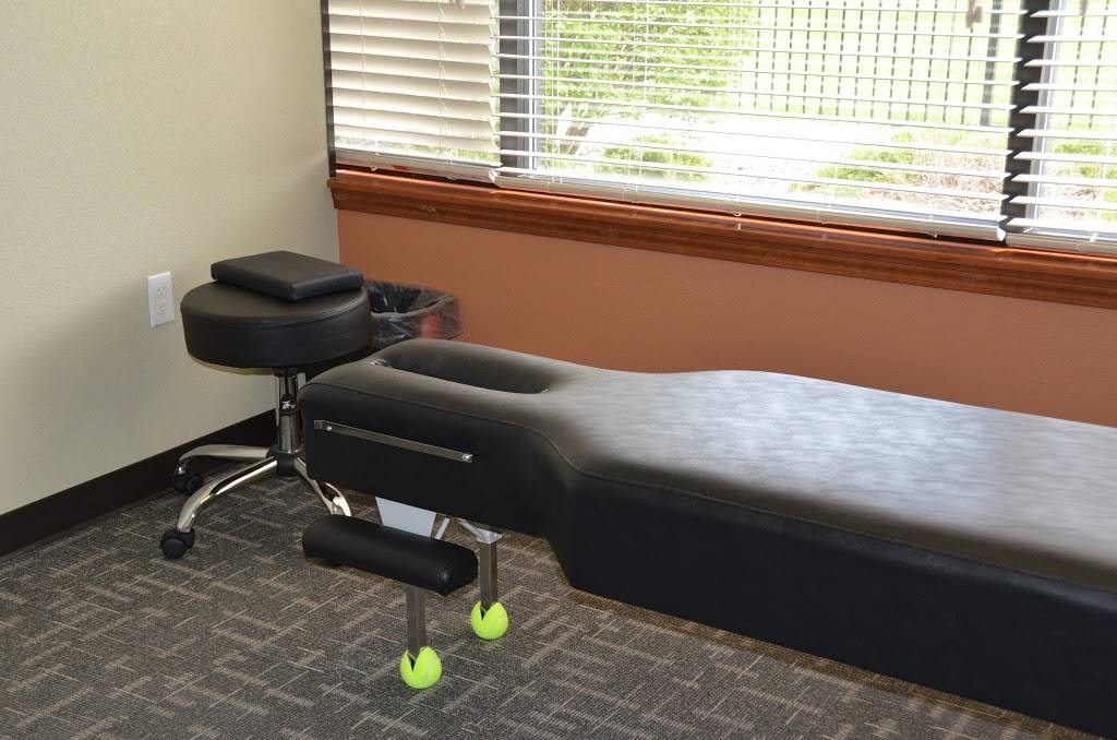 Your Local Independent Chiropractors of Fort Wayne WALK-IN-CLINI | 9921 Coldwater Rd suite b, Fort Wayne, IN 46825, USA | Phone: (260) 218-0500