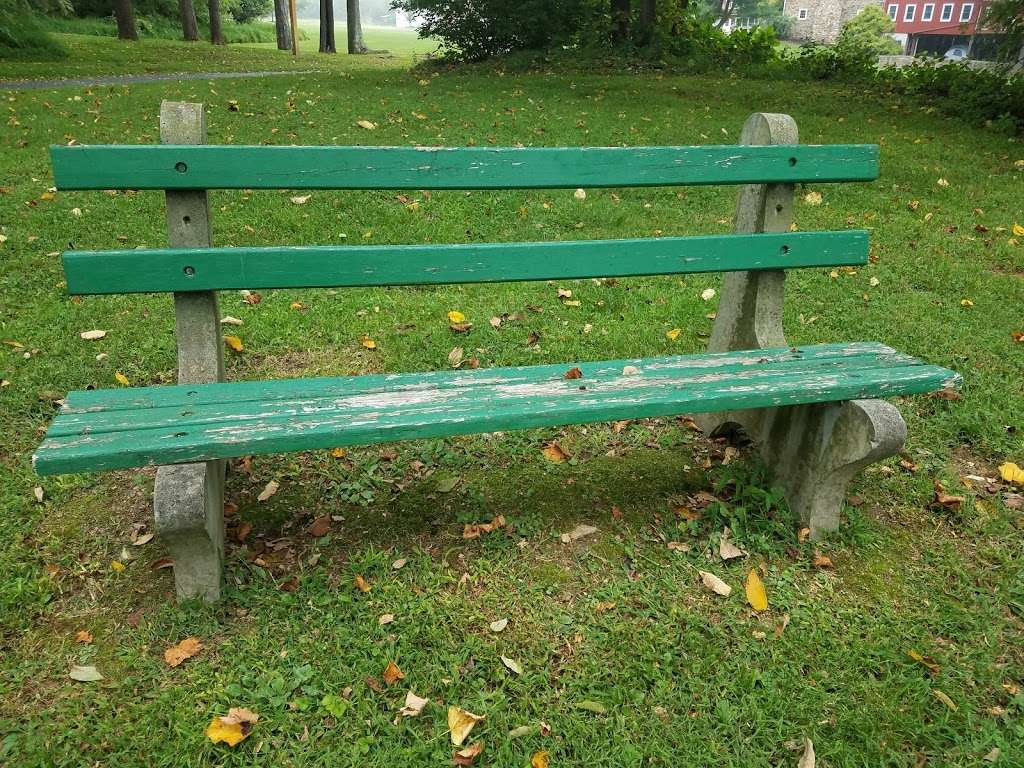 Mikes Bench | 549001162668, Barto, PA 19504, USA