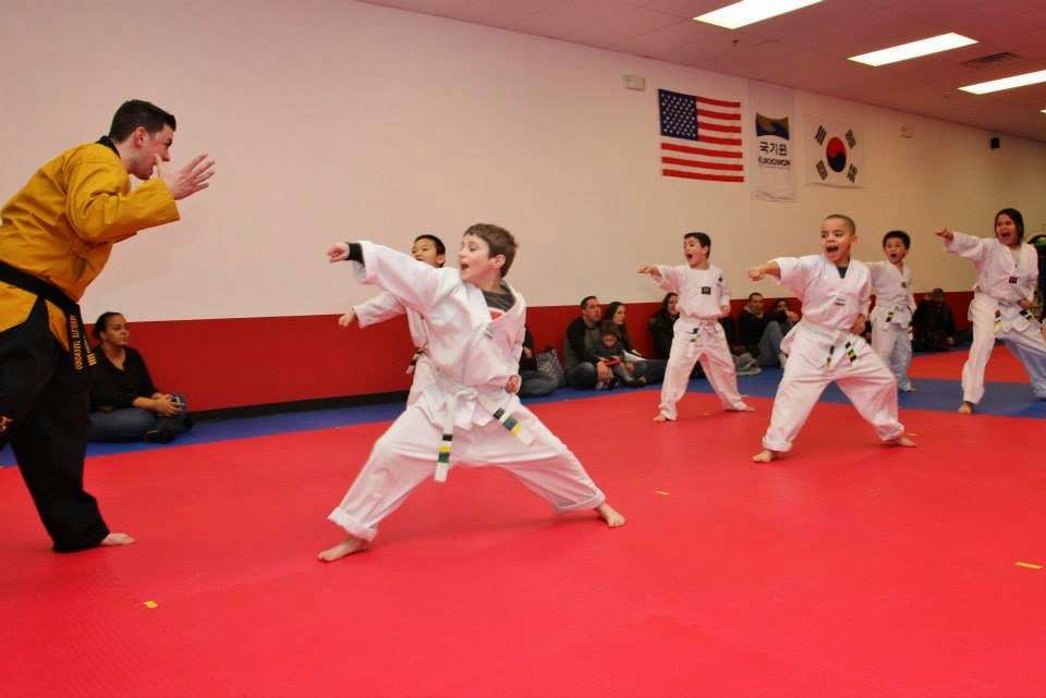 Master Chris Absolute TaeKwonDo and Alpha Krav Maga | 1055 Hamburg Turnpike, Wayne, NJ 07470, USA | Phone: (973) 832-4639