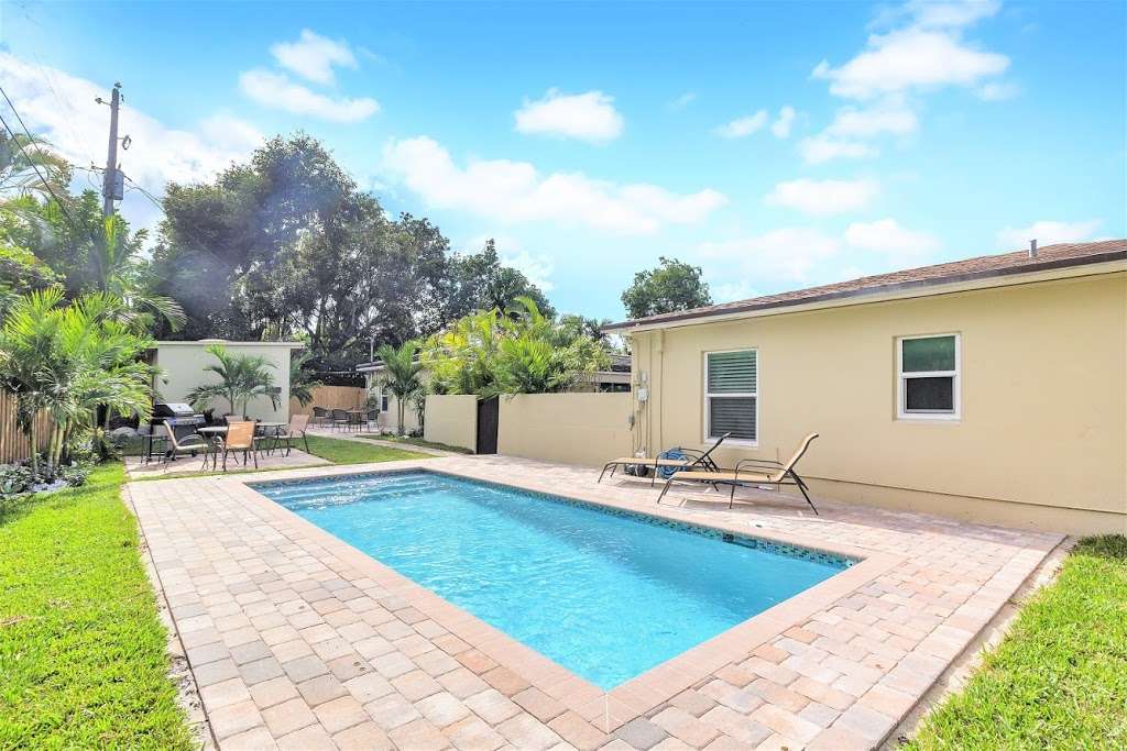 Semilla LLC - Vacation Rental Apartments & Houses | 630 NE 17th Way, Fort Lauderdale, FL 33304, USA | Phone: (754) 900-5581