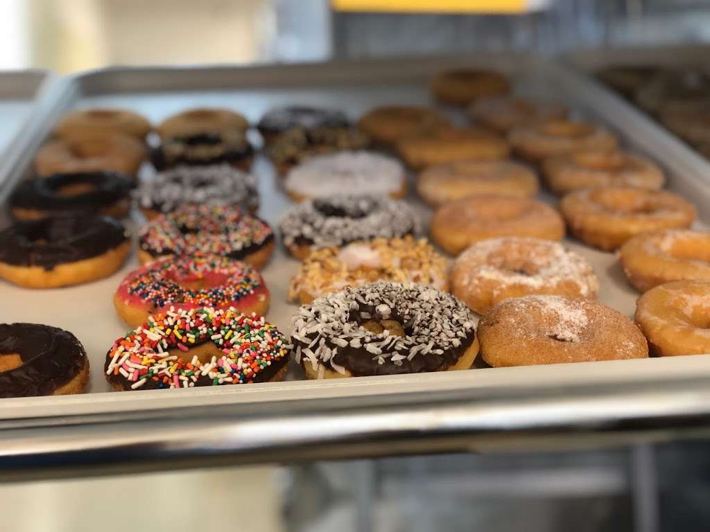 Southern Maid Donut | 1355 E League City Pkwy #600, League City, TX 77573, USA | Phone: (281) 525-6487